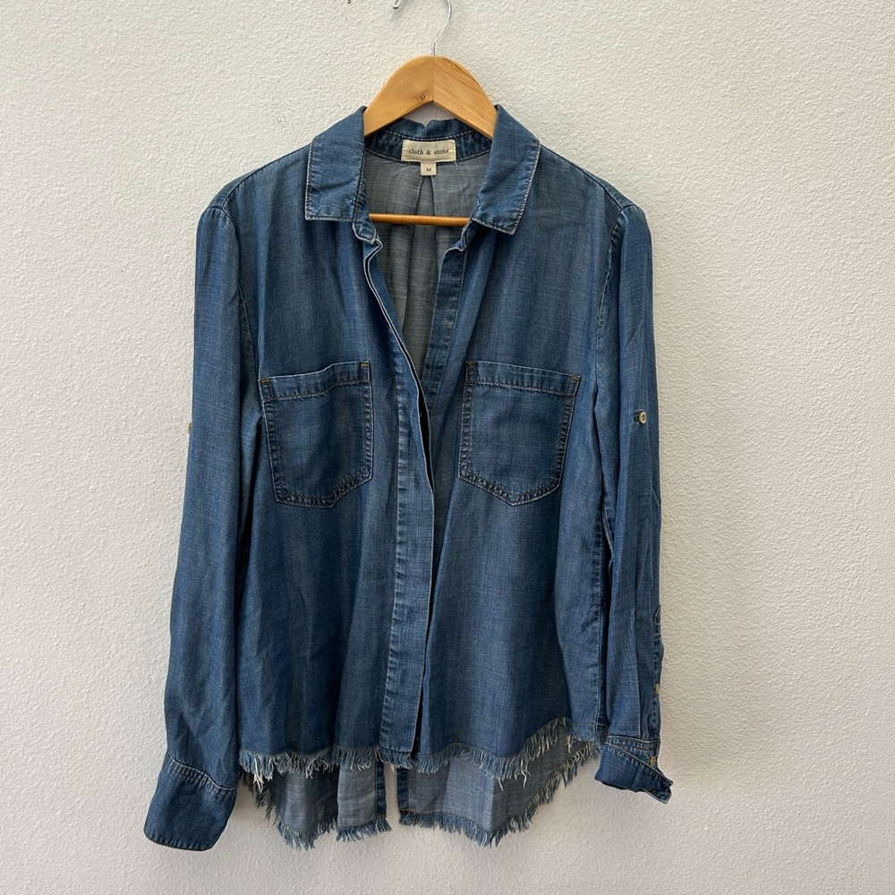 ANTHROPOLOGIE CLOTH & STONE blue button down shirt